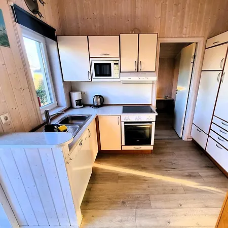 Strandpark 4 *